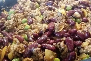 Placinta Pastilla cu carne de vita si migdale