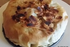 Placinta Pastilla cu carne de vita si migdale