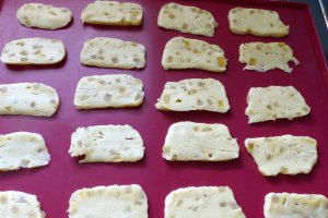 Desert biscuiti cu coaja de lamaie confiata