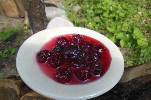Dulceata din cirese de mai