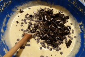 Desert chec cu oreo si ciocolata