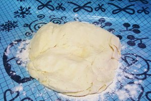 Aperitiv biscuiti cu branza si unt