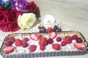 Desert tarta cu capsune si 3 ani de bucataras