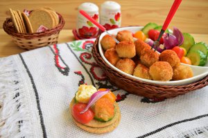 Aperitiv mini mozzarella pane