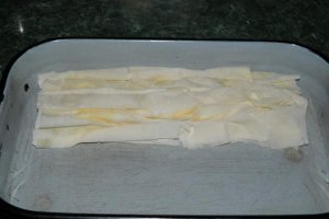 Aperitiv placinta creata cu branza sarata