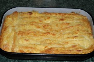 Aperitiv placinta creata cu branza sarata