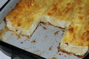 Aperitiv placinta creata cu branza sarata