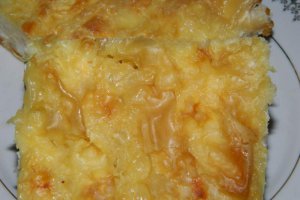Aperitiv placinta creata cu branza sarata