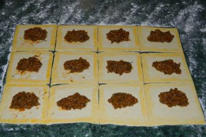 Pateuri cu carne