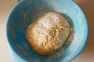 Desert pariziene cu jeleu de cirese