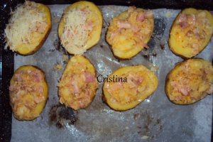 Cartofi copti cu bacon