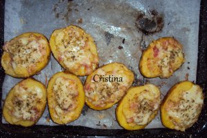 Cartofi copti cu bacon