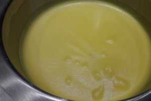Aperitiv chec cu ardei, masline si sunca