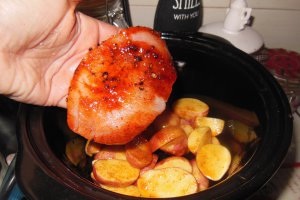 Muschi file cu cartofi noi la slow cooker Crock-Pot