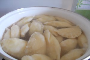 Colțunasi cu branza dulce