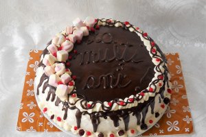 Desert tort cu marshmallows si coacaze