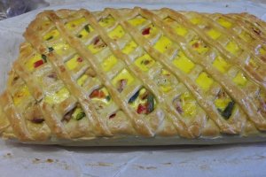 Placinta cu pui si legume