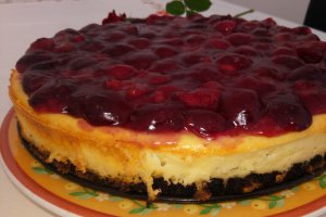 Desert cheesecake copt, cu cirese