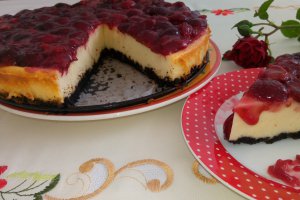 Desert cheesecake copt, cu cirese