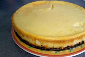 Desert cheesecake copt, cu cirese