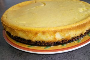 Desert cheesecake copt, cu cirese