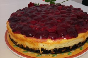 Desert cheesecake copt, cu cirese