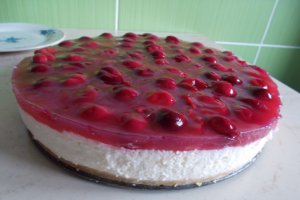 Desert cheesecake cu visine, fara coacere