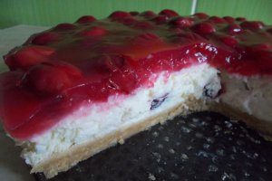 Desert cheesecake cu visine, fara coacere