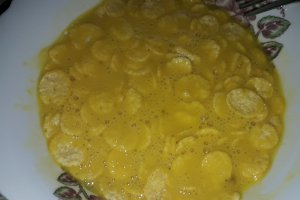 Aperitiv omleta cu fulgi de porumb