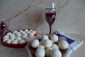 Desert bomboane Raffaello, cu arahide