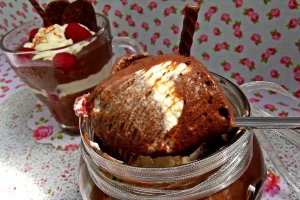 Mousse de ciocolata cu chilli