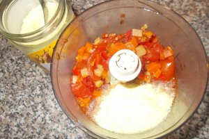 Supa crema de rosii cu maghiran