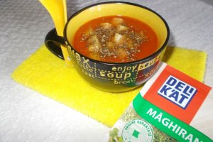 Supa crema de rosii cu maghiran