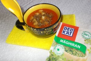 Supa crema de rosii cu maghiran