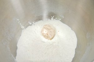 Foccacia cu rozmarin si parmezan