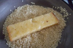 Aperitiv friganele cu susan