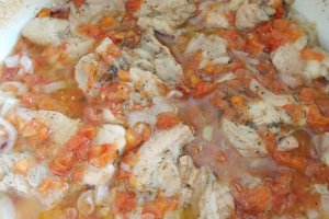 Ostropel moldovenesc, din carne de porc