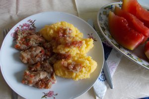 Ostropel moldovenesc, din carne de porc
