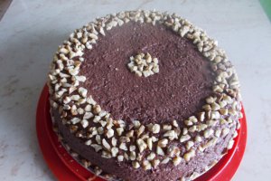 Desert tort cu crema de cacao si nuci