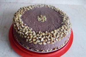 Desert tort cu crema de cacao si nuci
