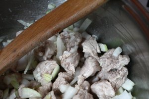 Gulas unguresc cu carne de porc