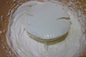 Desert cheesecake cu ciocolata si zmeura