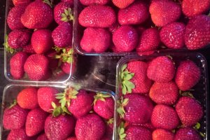 Dulceata proaspata de capsuni cu banane