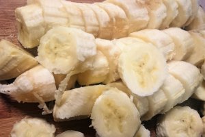 Dulceata proaspata de capsuni cu banane