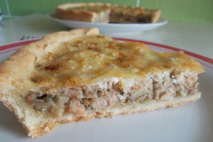 Tarta cu ciuperci si carne tocata