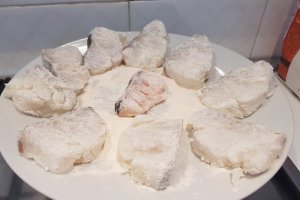 Baccala in sos de rosii