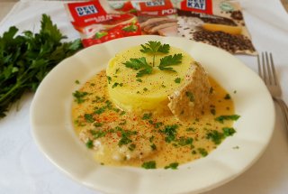 Escalop de porc in sos de mustar