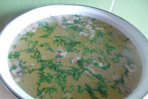 Supa din rasol de vitel, cu galuste de gris