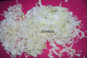 Tarta cu varza, ciuperci si piept de pui