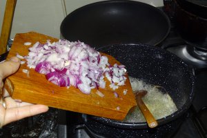 Tocana de ciuperci brune